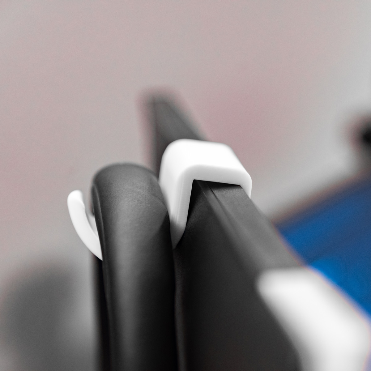 Headphones Monitor Holder - Image 2